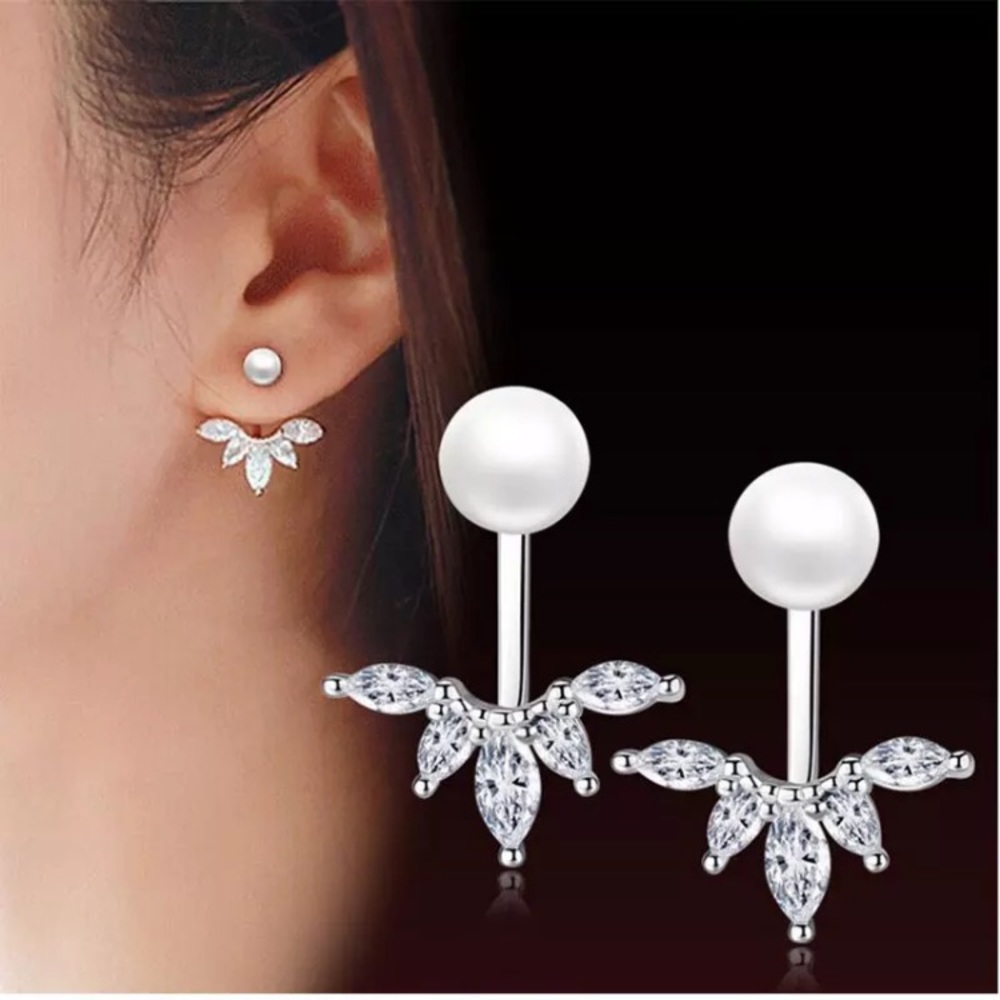 ๐ Sterling Silver Pearl Earrings - Picture 4 of 4